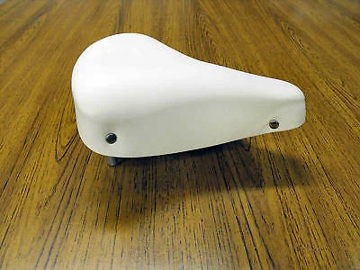 Bicycle rear rack-VINTAGE FULLY SPRUNG WHITE CLASSIC BIKE SADDLE NOS