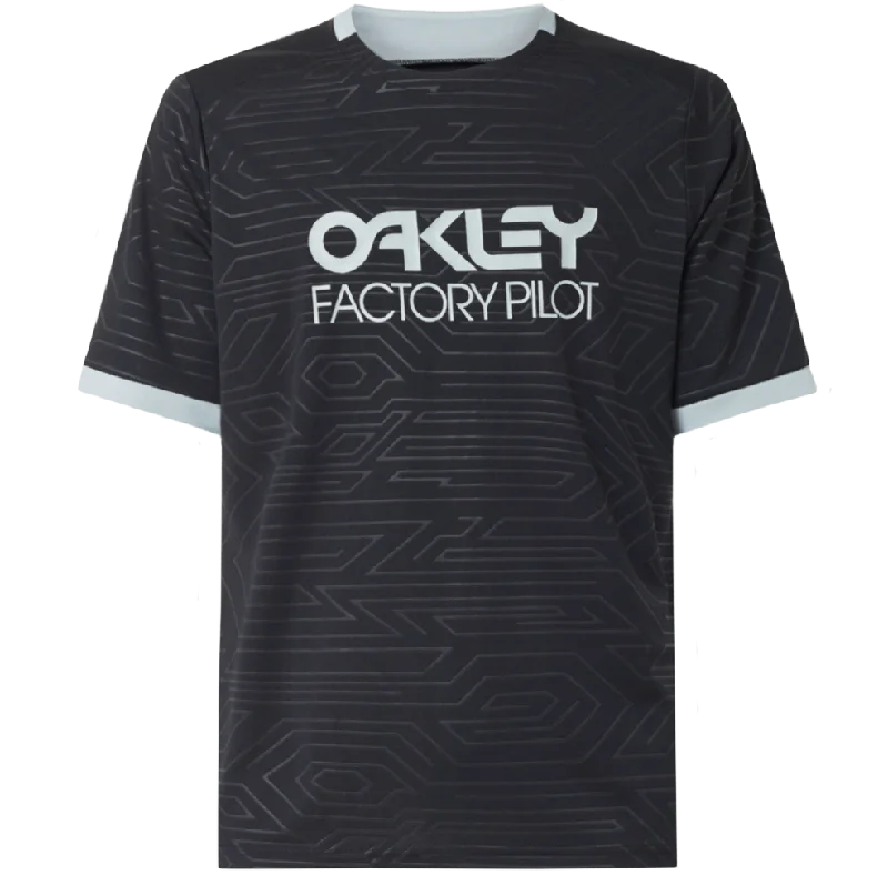 Road bike chain-Oakley Pipeline Short Sleeve Trail Tee - Blackout - 2021